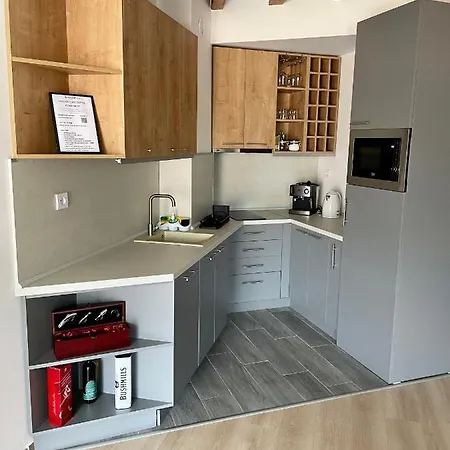 Gallery Center Apartment *